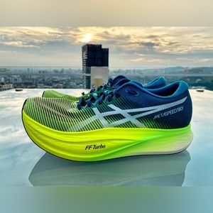 ASICS Metaspeed Sky+ | Size sold out online!